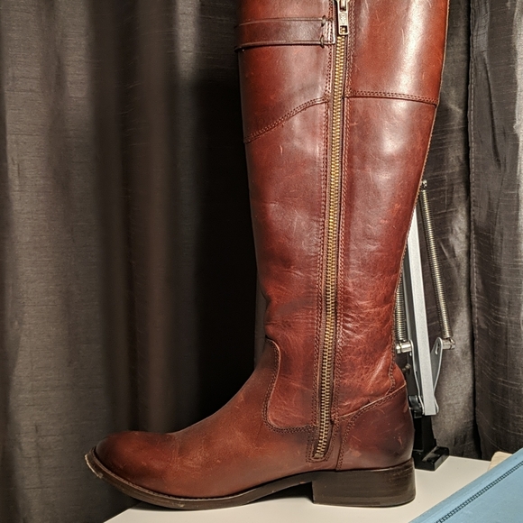 Tall boots - Picture 8 of 9